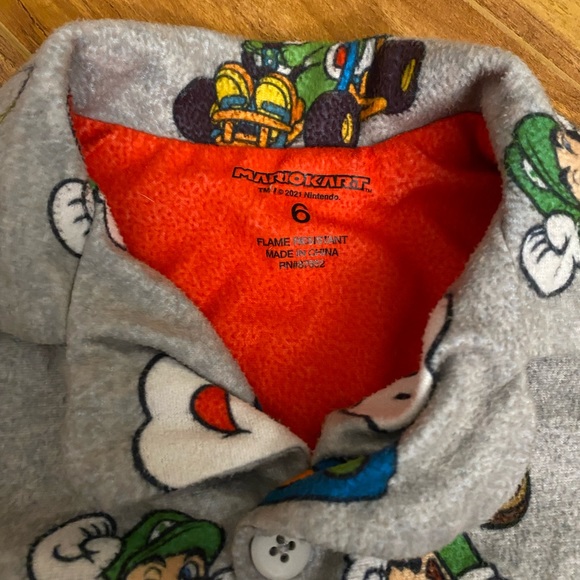 ⭐️MarioKart Pajama Set⭐️ - Picture 6 of 12